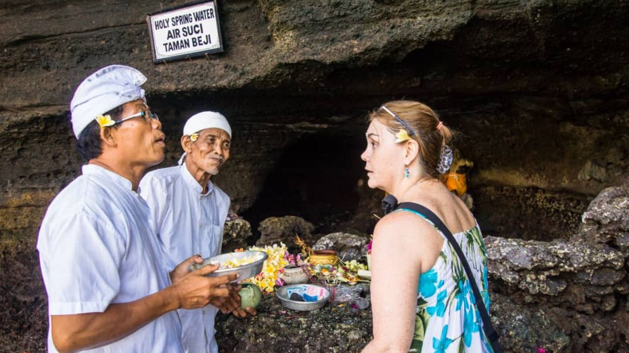 Language Barriers in Cape Verde Can You Travel With English